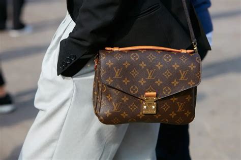 lv round cross body bag|best louis vuitton crossbody bag.